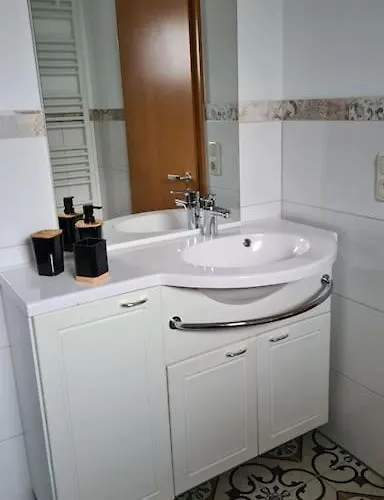 Auf Dem Hof Einer Historischen Mühle *